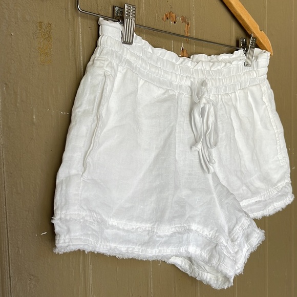 Bella Dahl white linen shorts - Picture 2 of 7